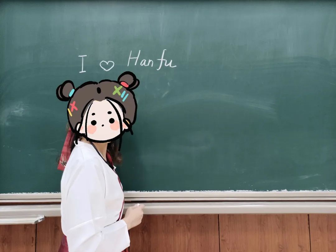 在学校拍汉服!我是校园里最靓的崽~ 在学校拍汉服!我是校园里最靓的崽~