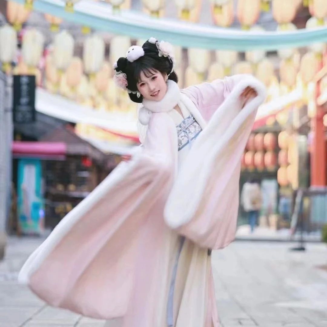 汉服复兴:传统与现代的交融