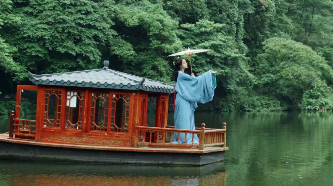 氛围感爆棚!眉山超出片的汉服打卡地来啦! 氛围感爆棚!眉山超出片的汉服打卡地来啦!