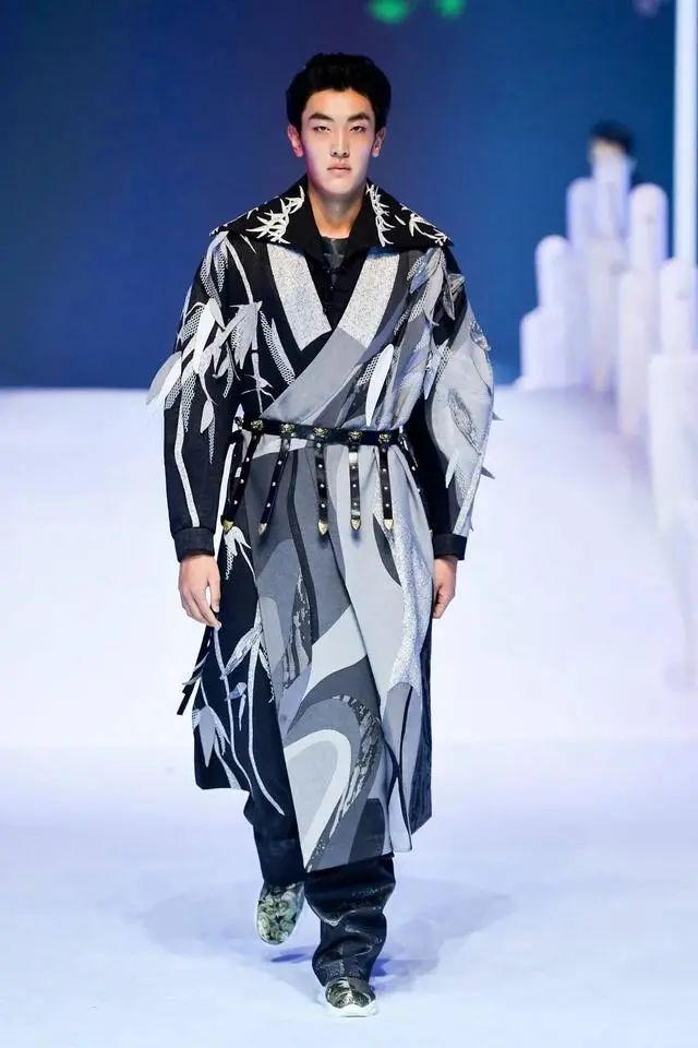 真正热爱传统汉服的同袍都不会认为这是汉服 - 第11张 - 汉服颂 - 传承华夏之美 真正热爱传统汉服的同袍都不会认为这是汉服 - 第11张