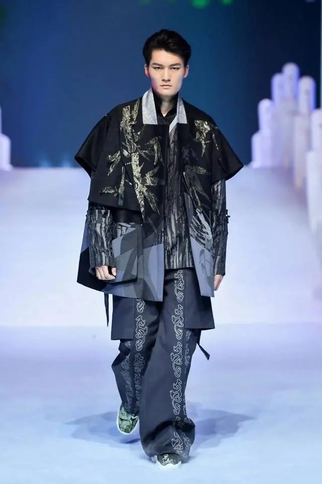 真正热爱传统汉服的同袍都不会认为这是汉服 - 第12张 - 汉服颂 - 传承华夏之美 真正热爱传统汉服的同袍都不会认为这是汉服 - 第12张