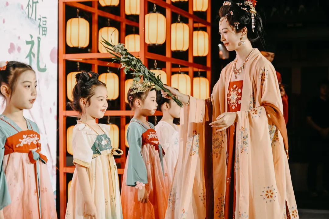 暑假一定要穿汉服来朱家角，沉浸式体验中国文化到底有多美