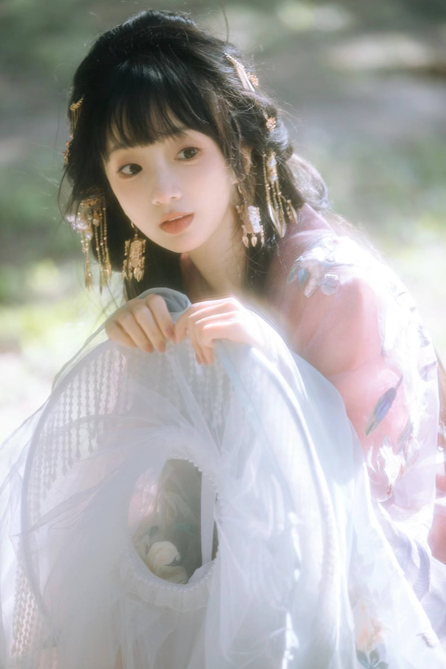 「云裳叠影·浮光」汉服影像诗辑 - 第5张 - 汉服颂 「云裳叠影·浮光」汉服影像诗辑 - 第5张