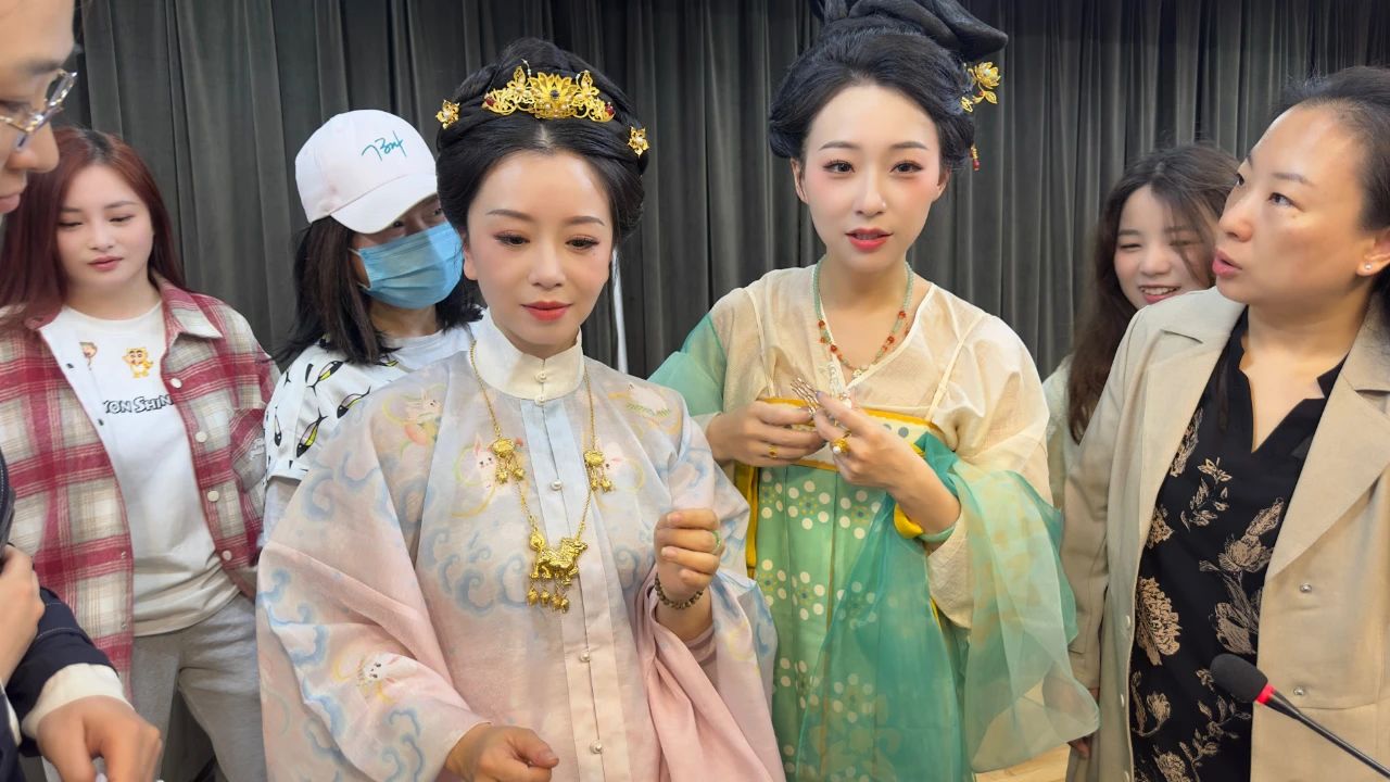 衣冠礼乐映古今:汉服文化在校外教育中的创新实践 - 第5张 - 汉服颂 衣冠礼乐映古今:汉服文化在校外教育中的创新实践 - 第5张