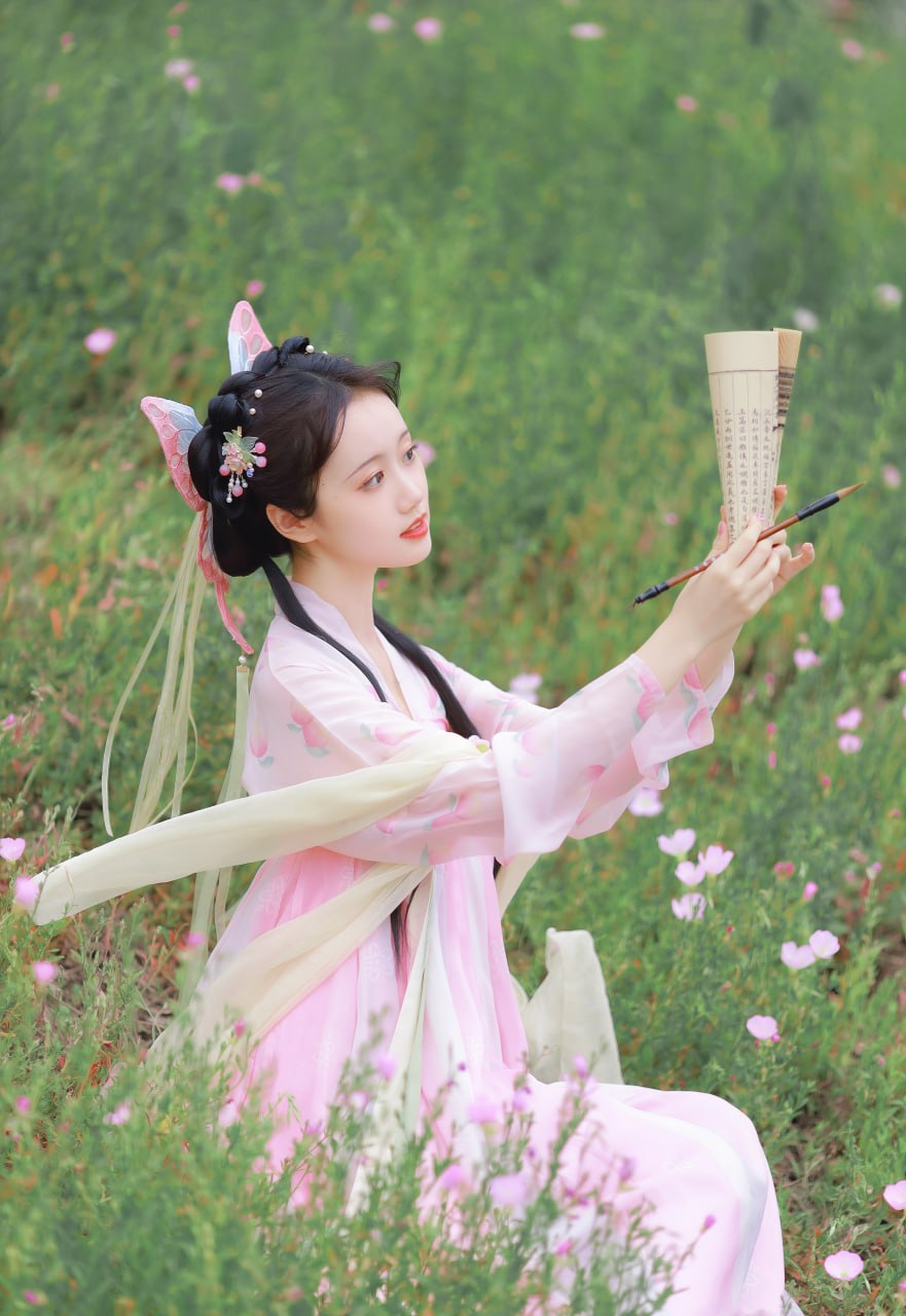 「罗衣舞春风:汉服十二时辰·花间霓裳录」 - 第2张 - 汉服颂 「罗衣舞春风:汉服十二时辰·花间霓裳录」 - 第2张