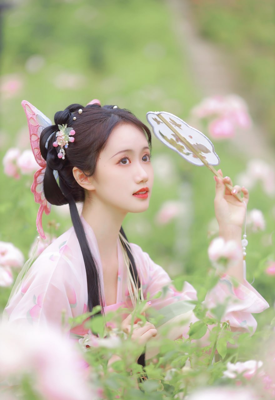「罗衣舞春风:汉服十二时辰·花间霓裳录」 - 第4张 - 汉服颂 「罗衣舞春风:汉服十二时辰·花间霓裳录」 - 第4张