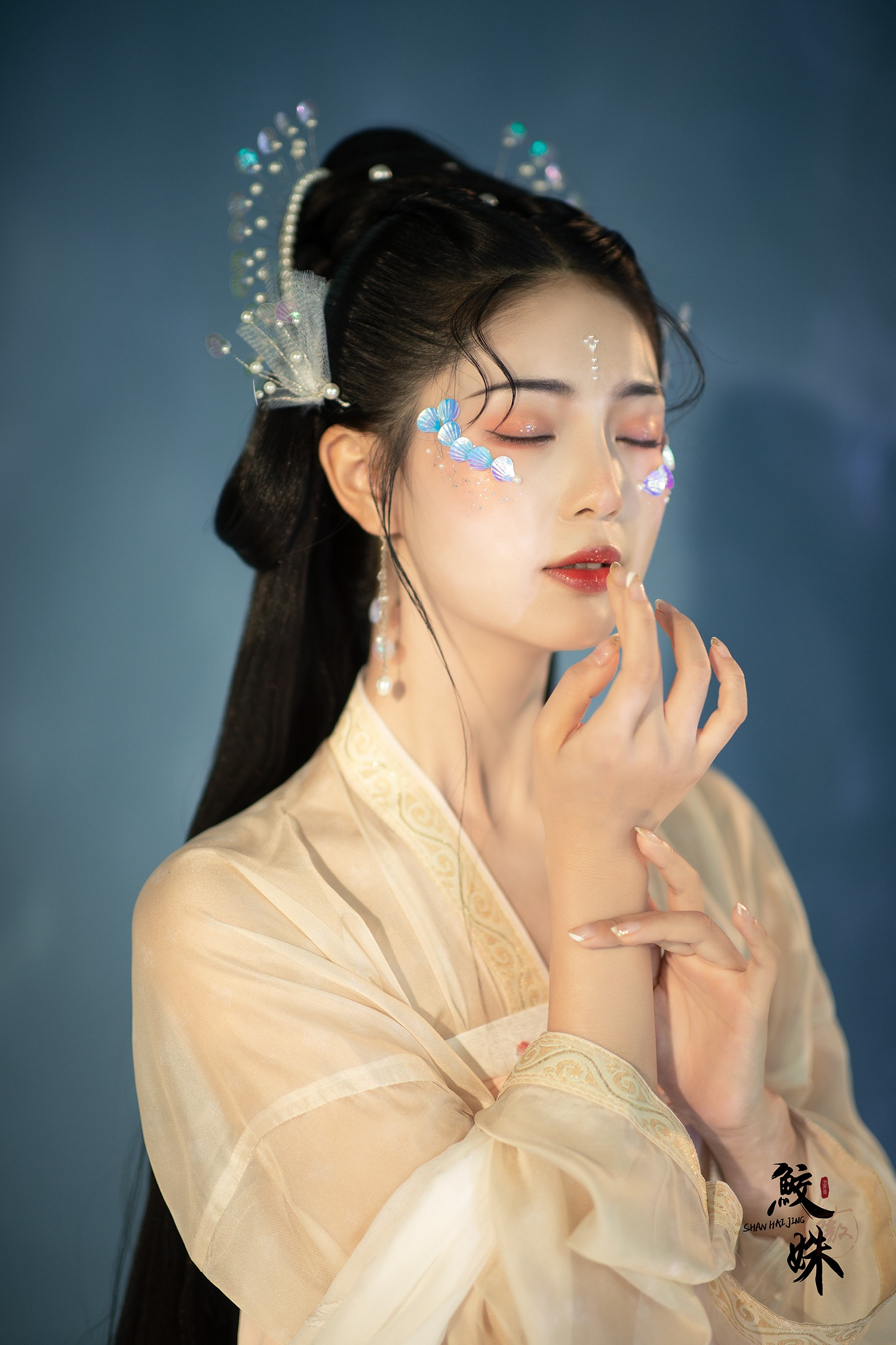 鲛绡幻境:古风鲛姝的千年绮梦 - 第3张 - 汉服颂 鲛绡幻境:古风鲛姝的千年绮梦 - 第3张