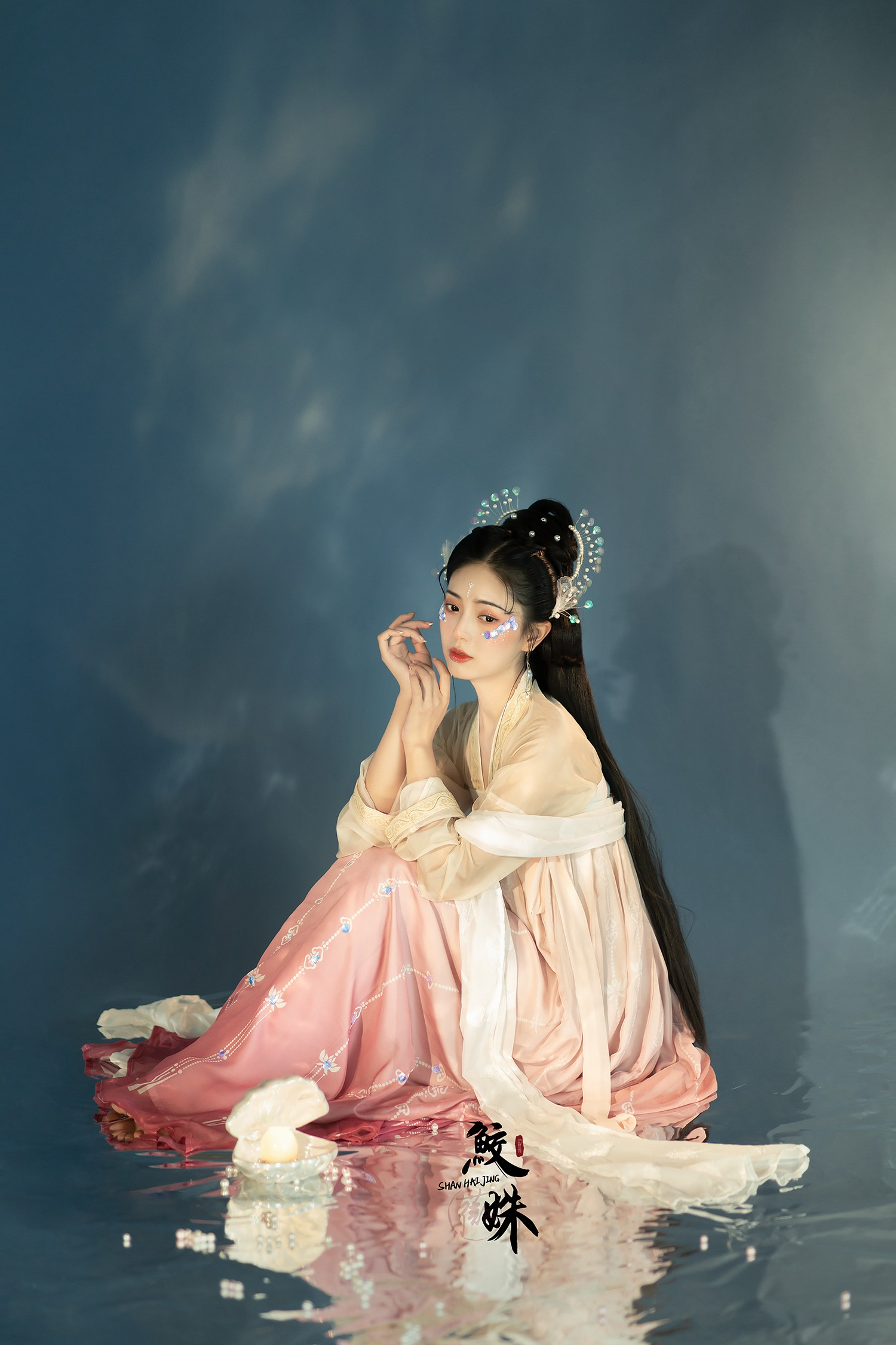 鲛绡幻境:古风鲛姝的千年绮梦 - 第5张 - 汉服颂 鲛绡幻境:古风鲛姝的千年绮梦 - 第5张
