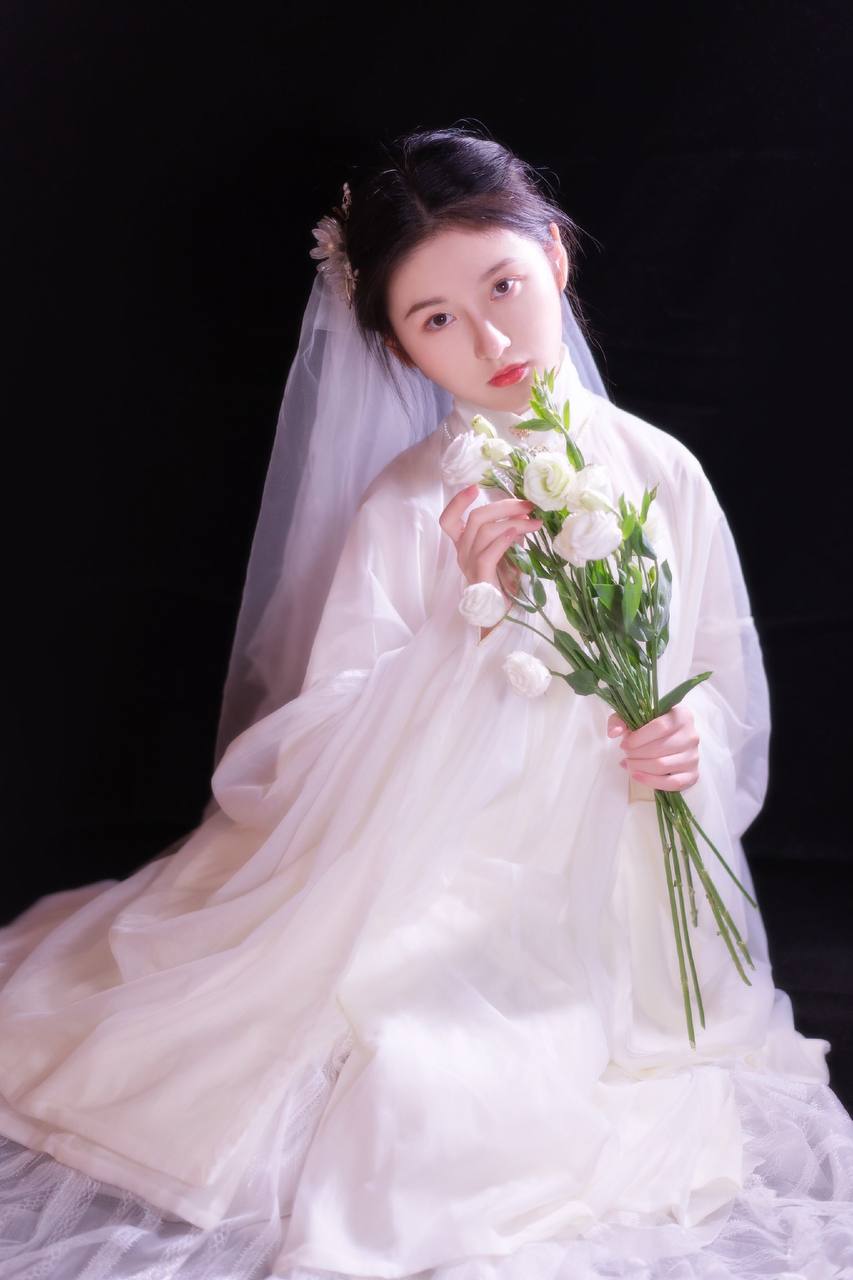 浮生若梦:一袭白纱寄流年 - 第1张 - 汉服颂 浮生若梦:一袭白纱寄流年 - 第1张