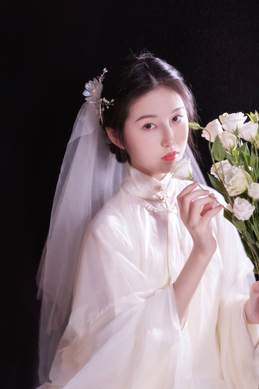 浮生若梦:一袭白纱寄流年 - 第4张 - 汉服颂 浮生若梦:一袭白纱寄流年 - 第4张