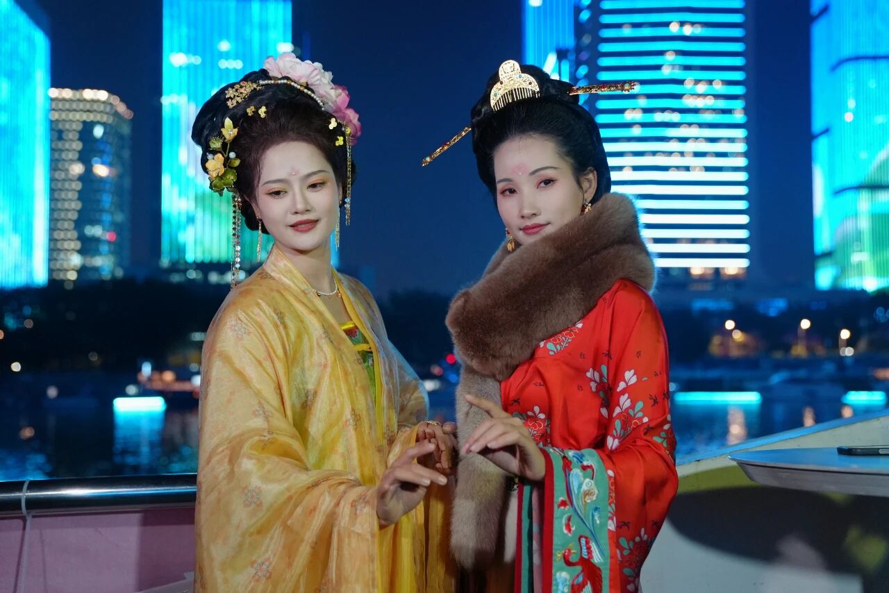 国风无界·汉服出行月 | 第十二届中华礼乐大会·夜游闽江 - 第4张 - 汉服颂 国风无界·汉服出行月 | 第十二届中华礼乐大会·夜游闽江 - 第4张