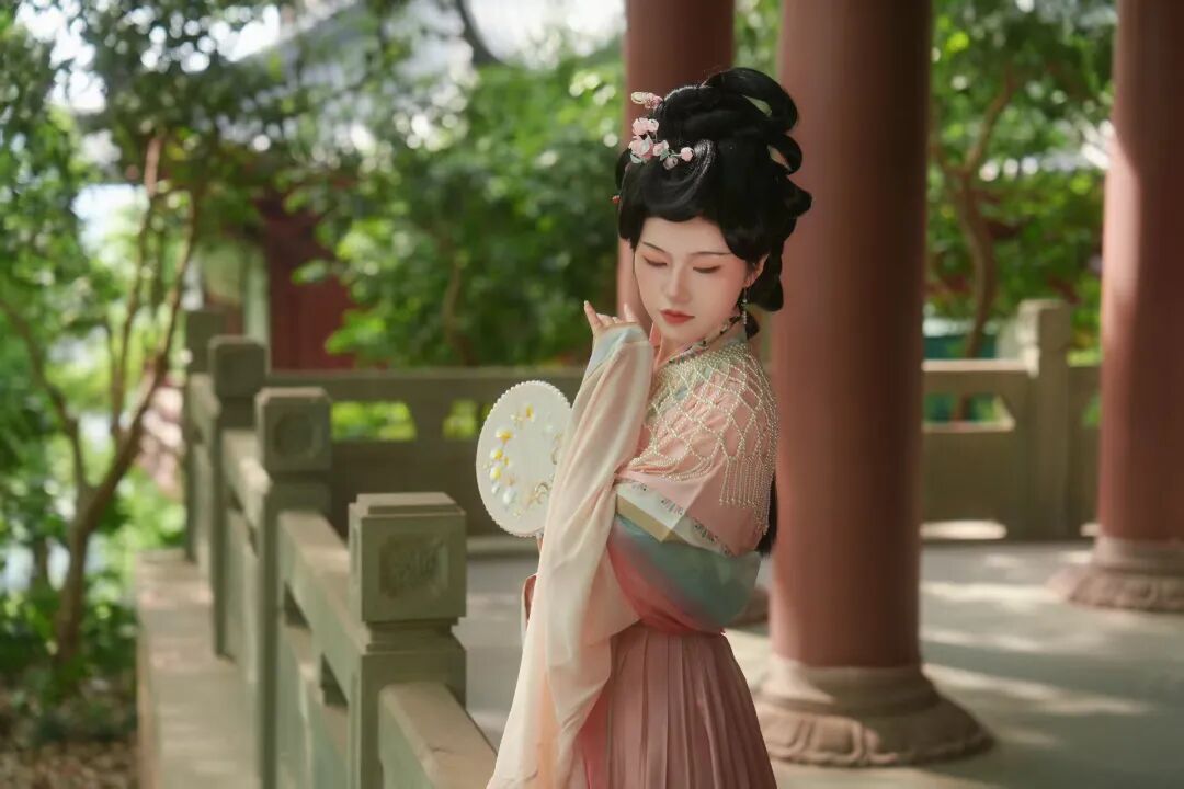 【城隍阁汉服月 | 活动预告】春日上吴山,穿汉服免费!学朝代衣冠,赴山花烂漫的踏青之约 - 第6张 - 汉服颂 【城隍阁汉服月 | 活动预告】春日上吴山,穿汉服免费!学朝代衣冠,赴山花烂漫的踏青之约 - 第6张