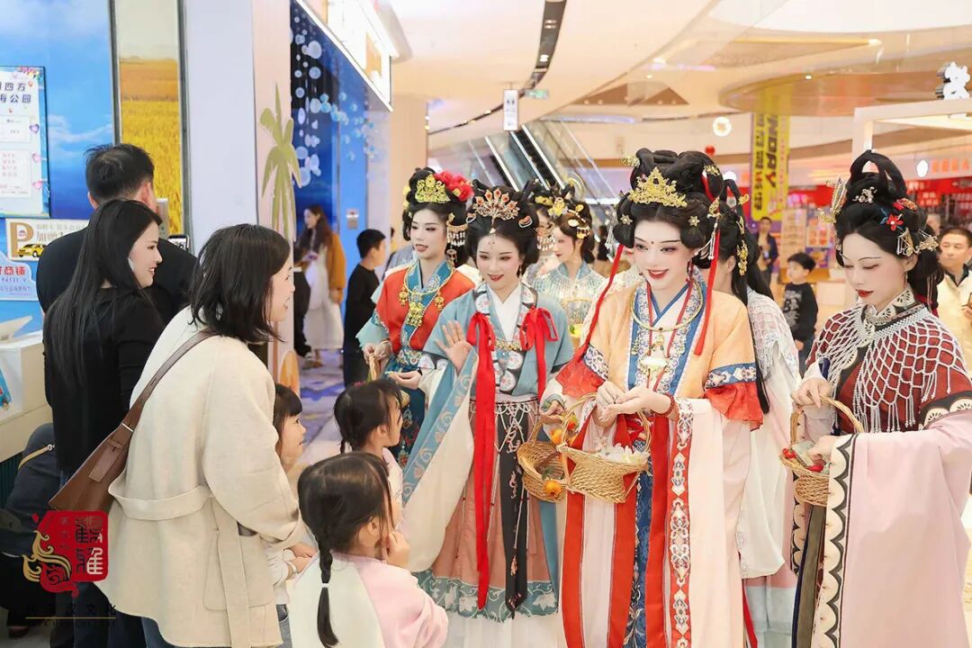 花朝赴约,汉服寻春|这场国风盛宴,定格春日最美风雅 - 第15张 - 汉服颂 花朝赴约,汉服寻春|这场国风盛宴,定格春日最美风雅 - 第15张