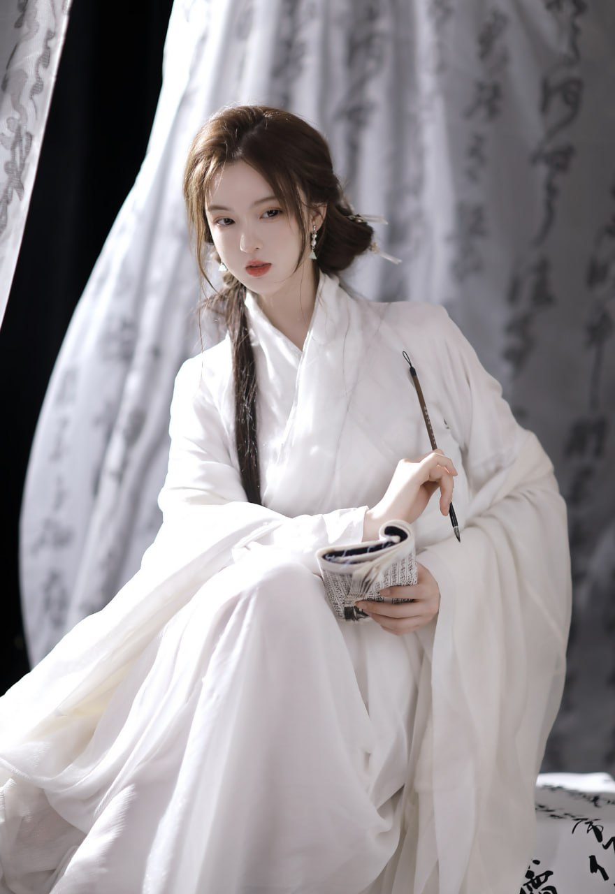 素衣染墨|原来东方的温柔,都藏在这些瞬间里 - 第4张 - 汉服颂 素衣染墨|原来东方的温柔,都藏在这些瞬间里 - 第4张