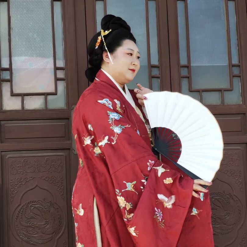 山海之间,凤凰山上一场汉服翩跹的千年之约 - 第2张 - 汉服颂 山海之间,凤凰山上一场汉服翩跹的千年之约 - 第2张