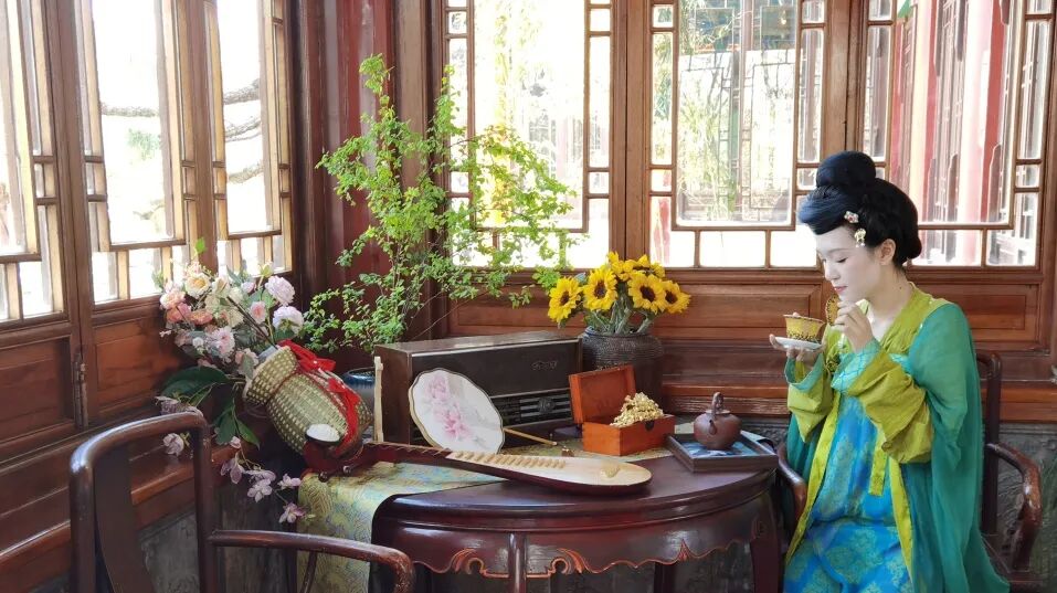 山海之间,凤凰山上一场汉服翩跹的千年之约 - 第6张 - 汉服颂 山海之间,凤凰山上一场汉服翩跹的千年之约 - 第6张