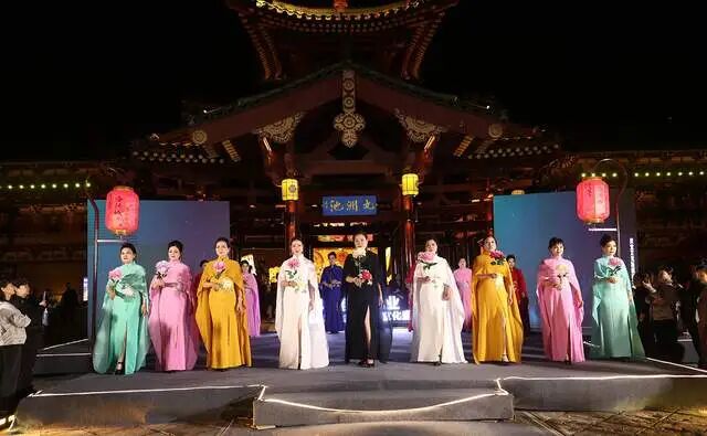 华服绽芳华国风耀九洲—— 老城区 “花开中国・礼遇洛阳”九洲池华服盛典圆满落幕 - 第7张