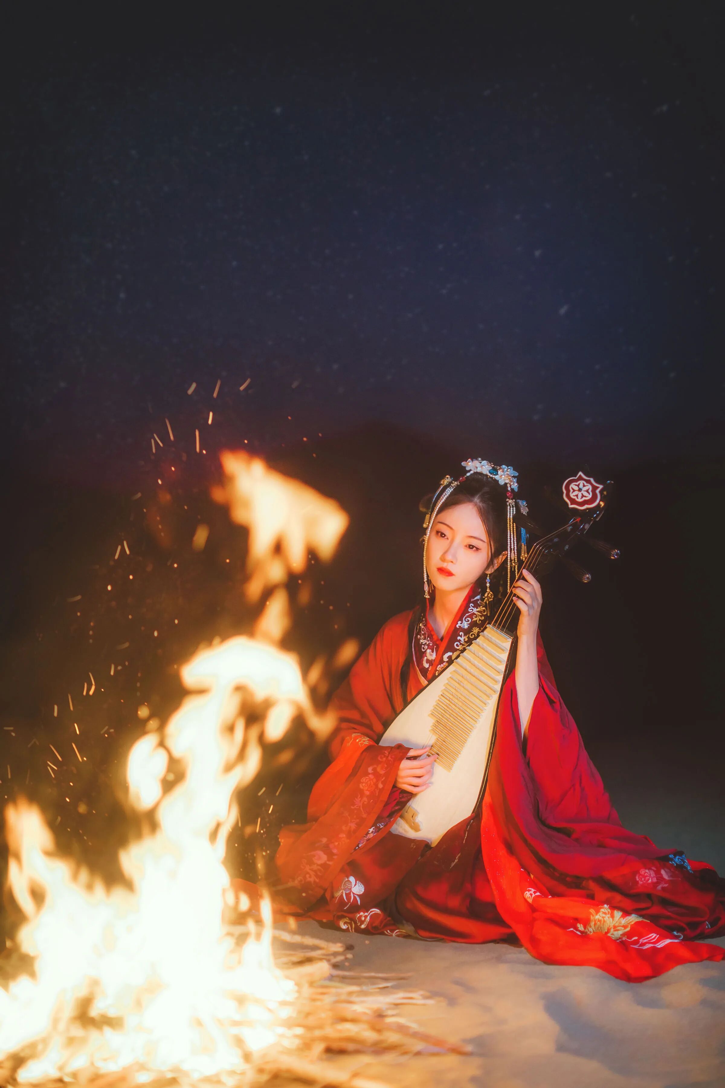 篝火汉服氛围感,火光放左侧就够了 - 第2张 - 汉服颂 篝火汉服氛围感,火光放左侧就够了 - 第2张