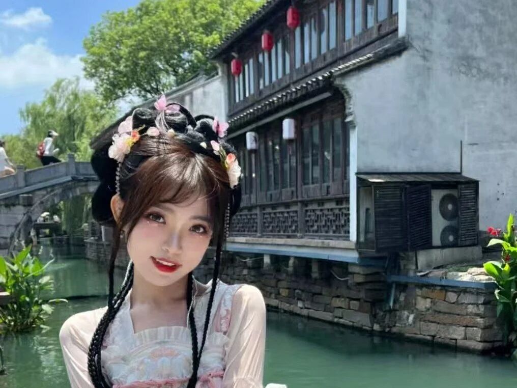 苏州古城墙汉服拍摄攻略:上午与傍晚光线对比,4个时段技巧拍出古风氛围感 - 第2张 - 汉服颂 苏州古城墙汉服拍摄攻略:上午与傍晚光线对比,4个时段技巧拍出古风氛围感 - 第2张