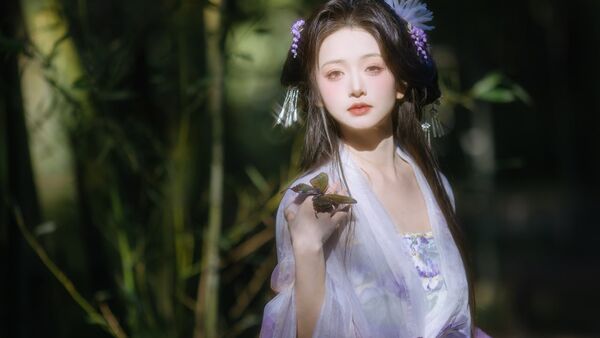 夜景古风摄影 | 梦遣看花人：阑珊灯影中的似真似幻