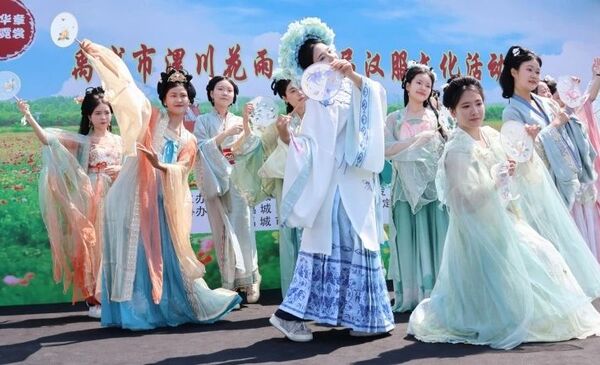 禹城市 “锦绣华章 花间霓裳” 汉服文化活动丨展朝代服饰魅力 促文旅融合新篇