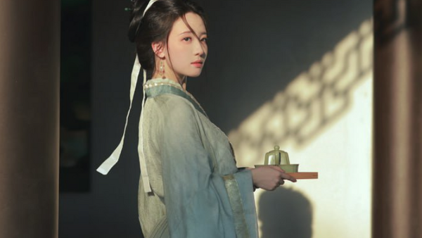 《寻幽录｜汉服雅韵》
