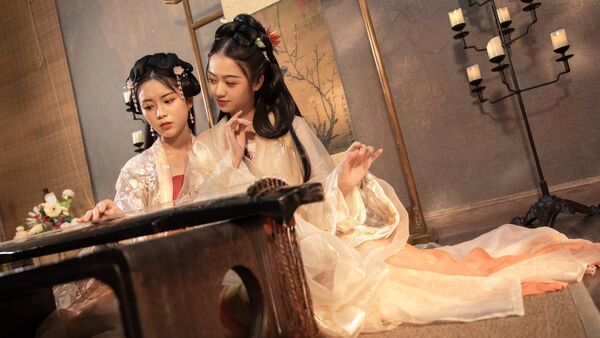 汉服夜宴：琴茶书酒话知音