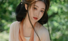 林间石台浅粉汉服写真教程：白瓷酒具配竹席，4个姿态拍出温婉古风仙气
